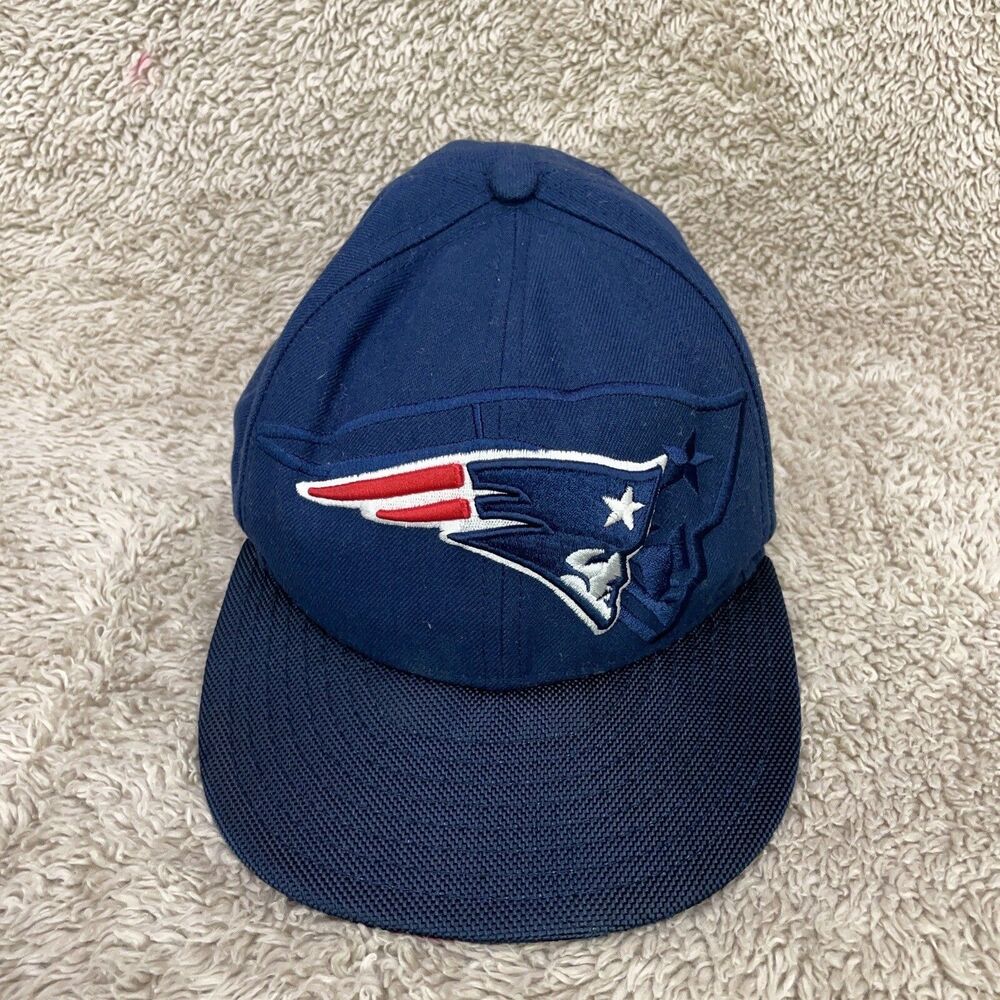 Genuine NFL New Era 59FIFTY New England Patriots Blue Fitted Cap Hat Size 7 5/8